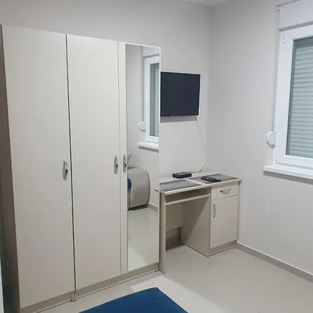 Apartment Lux Trosoban Sremska Mitrovica