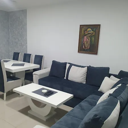 Apartment Lux Trosoban *