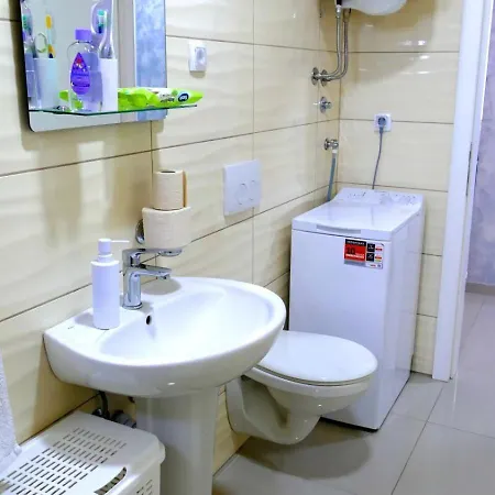 Lux Trosoban 아파트